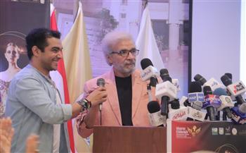 مهرجان شرم الشيخ الدولي للمسرح الشبابي.. ميدو عادل يعلن صابرين رئيس لجنة تحكيم مسابقة المونودراما