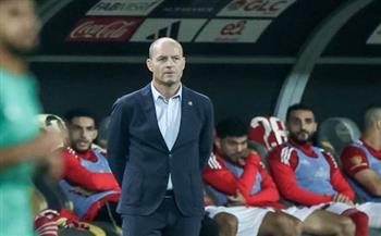 السوبر المصري.. توروب يحاضر اللاعبين قبل التحرك إلى استاد هزاع بن زايد  