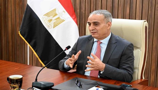 قبل توزيعها في الأسواق.. حماية المستهلك يضبط 80 ألف زجاجة مياه مغشوشة تستخدم أسماء ماركات معروفة