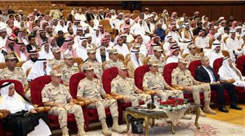 الجيش الثالث الميداني يؤكد استمرار تعميق أواصر التعاون مع أهالي السويس وجنوب سيناء