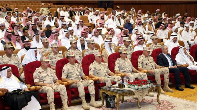 الجيش الثالث الميداني يؤكد استمرار تعميق أواصر التعاون مع أهالي السويس وجنوب سيناء