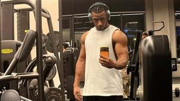 بعد الحكم بحبسه سنتين.. رمضان يتجاهل الأزمة ويؤكد: «رقم واحد يا أنصاص»