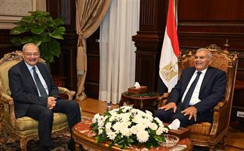 رئيس مجلس الشيوخ يستقبل المستشارين عدلي حسين ونبيل صادق لتهنئته بتوليه المنصب