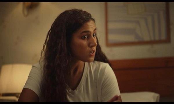 جهاد حسام الدين تعيد تعريف قوة المرأة في "كارثة طبيعية"   