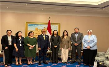 وزيرة التضامن تلتقي وزير الأسرة والتنمية بسنغافورة على هامش مؤتمر القمة العالمية الثانية 