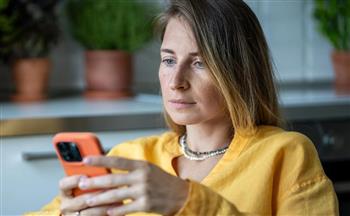 علامات تكشف عن عدم شعور المراة بالحب أو الرضا في حياتها الزوجية