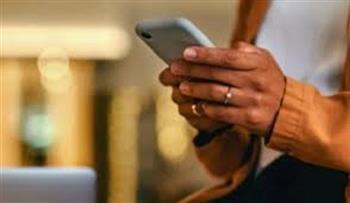 وفقًا للخبراء.. كيف تحولين هاتفك من مصدر قلق إلى طاقة ملهمة؟
