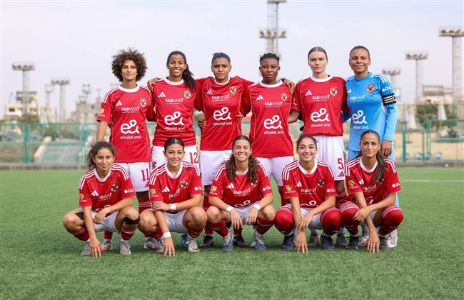كرة القدم النسائية.. الأهلي يحل ضيفًا على زد في بطولة الدوري  