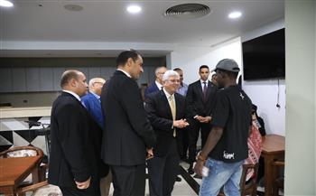 وزير التعليم العالي يتفقد مبنى الوزارة بمدينة نصر ويوجّه بتطوير الخدمات المقدمة للمواطنين