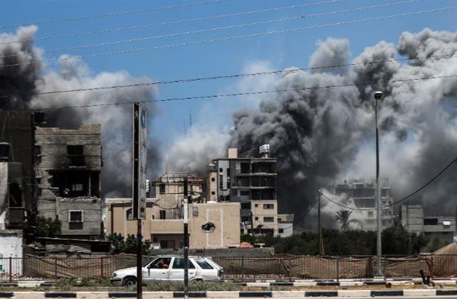 قصف متواصل شرق خان يونس وجنوب رفح.. الاحتلال يواصل انتهاك وقف إطلاق النار