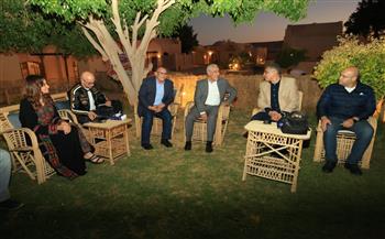 محافظ الجيزة يرحب بالوفود المشاركة بالمهرجان الدولي للتمور بالواحات البحرية