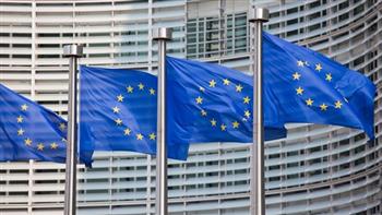 المفوضية الأوروبية تدرس تأجيل بعض بنود قانون الذكاء الاصطناعي تحت ضغط الإدارة الأمريكية