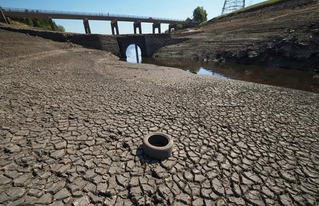 "الجارديان":بريطانيا تستعد لإجراءات صارمة لمواجهة جفاف غير مسبوق العام المقبل