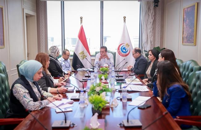 خالد عبدالغفار: خطة لتطوير خدمات العلاج الطبيعي والمعامل الطبية وفق أحدث المعايير العالمية