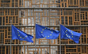 بروكسل تضغط على لندن للمساهمة في ميزانية الاتحاد الأوروبي مقابل تسهيلات تجارية وتنظيمية