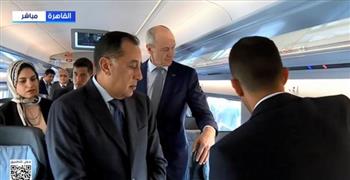 رئيس الوزراء يتفقد قطار «فِيلارو» عالي السرعة