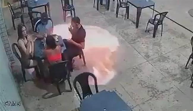 كارثة في محطة وقود بسبب سيجارة مشتعلة.. فيديو مروع