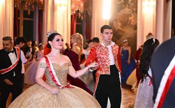 الوزراء والسفراء ونجوم الفن والإعلام يشاركون الأمراء بمراسم "الجراند بول" الملكي بقصر عابدين| صور