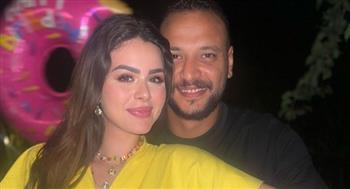 صمت الزوجين يزيد التكهنات.. هل انتهت قصة حب هنادي مهنا وأحمد خالد صالح؟