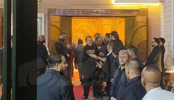 عمرو سعد وإيهاب فهمي يقدمان العزاء لوالد محمد رمضان بالشيخ زايد