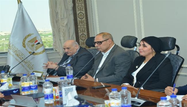 الخبز المدعم ثابت السعر.. اجتماع عاجل لنائب وزير التموين مع أصحاب المخابز لمراجعة منظومة الإنتاج