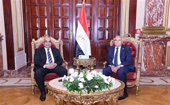  رئيس مجلس الشيوخ يستقبل المستشار عدنان الفنجري