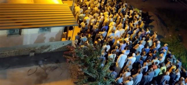 تشييع جنازة سيدة ونجلها ضحيتي القتل على يد الزوج في المنوفية