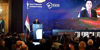 مدبولي في كلمته خلال "القمة العالمية لصناعة التعهيد": شعبنا بحقّ أعظم ثرواتنا