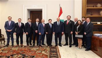 عون للوفد الأمريكي: التزام إسرائيل بوقف النار سيساهم في تطبيق قرار حصرية السلاح