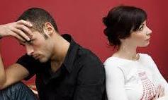 في اليوم العالمي للسناجل.. لماذا يتردد البعض من فكرة الارتباط؟.. استشاري نفسي يجيب