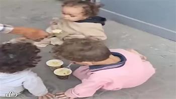 خرجت للتسول.. حقيقة ترك سيدة الشرقية لأطفالها في الشارع