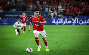 السوبر المصري.. بن شرقي يتقدم للأهلي بهدف في شباك الزمالك