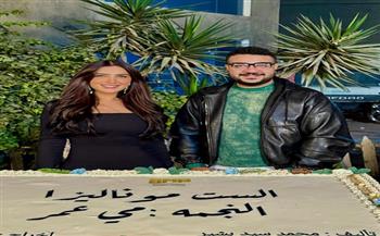 محمد سيد بشير ينشر صورًا من أول يوم تصوير "الست موناليزا" بطولة مي عمر