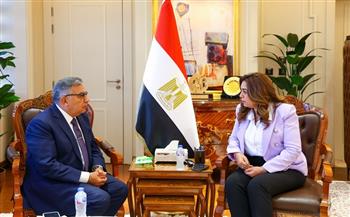  وزيرة التنمية المحلية تبحث مع محافظ الدقهلية الموقف التنفيذي للمشروعات التنموية والخدمية بالمحافظة