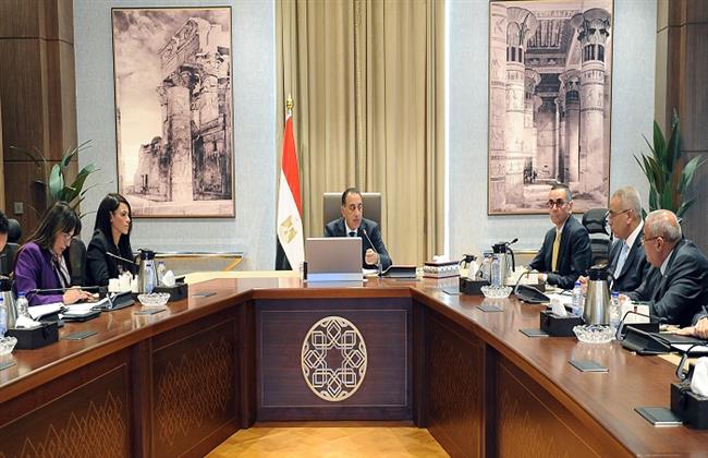 رئيس الوزراء يستعرض الهيكل التنظيمي لوحدة إعادة هيكلة الشركات المملوكة للدولة