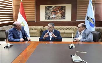 محافظ البحر الأحمر يوقع بروتوكولًا مع وزارة الثقافة لتحويل قصر ثقافة الغردقة لمركز للفنون أمام السائحين