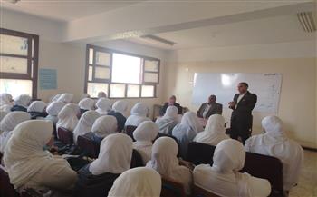 محافظ بني سويف يؤكد أهمية استمرار القوافل الثقافية لتنمية الوعي المجتمعي بالقضية السكانية