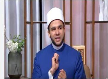 هل يكفي الالتزام بالعبادات دون الأخلاق؟.. هاني تمام يوضح