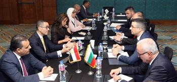 وزير الاستثمار يبحث مع وزير الاقتصاد والصناعة ببلغاريا سبل تعزيز العلاقات الاقتصادية والتجارية بين البلدين