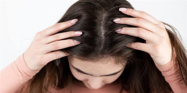 الطرق الأساسية للعناية بفروة الرأس