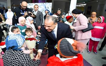 في اليوم العالمي لحقوق الإنسان.. وزير الخارجية يزور مستشفى 57357