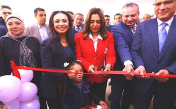وزيرتا التضامن والتنمية المحلية ومحافظ الجيزة يفتتحون المجمع الخدمي بمساكن روضة السودان