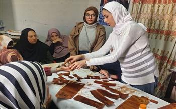 "الشباب والرياضة" تصل بورش "حرفتك مهنتك" لفتيات الإسكندرية