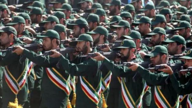 مقتل 3 عناصر من الحرس الثوري الإيراني في اشتباك مع مسلحين جنوب شرقي البلاد