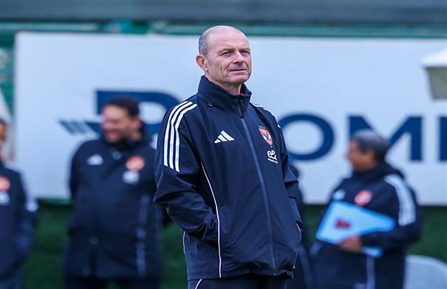 تفاصيل المران المسائي للأهلي استعدادًا لمواجهة إنبي في كأس عاصمة مصر