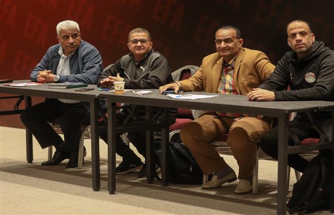 ضمن خطوة تطوير التحكيم.. ورشة عمل لحكام القسم الثاني بمركز المنتخبات