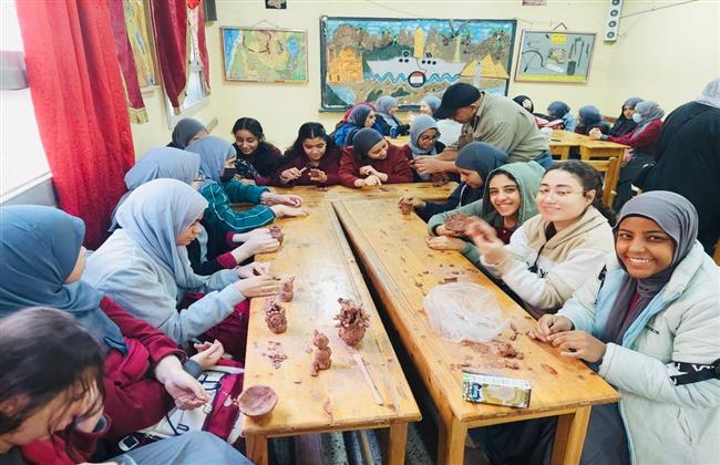 قصور الثقافة تنظم أنشطة متنوعة بكفر تصفا  ببرنامج «مدارسنا بالألوان»