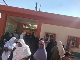 تباين معدلات التصويت خلال الساعات الأولى بلجان نواب أسوان