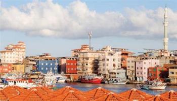 بحر «رزقه وفير» وبيوت بـ«ألوان السماء السبعة»..  عزبة البرج.. أرض «الصيد والجمال»