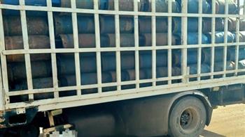 ضبط مستودع غاز لتجميعه 55 ألف أسطوانة غاز للبيع بالسوق السوداء في البحيرة